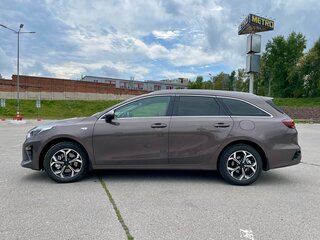 2019 Kia Ceed III, коричневый, 1650000 рублей, вид 3