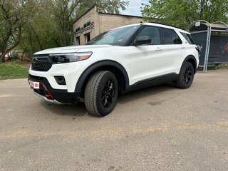 2021 Ford Explorer VI, белый, 3990000 рублей, вид 2