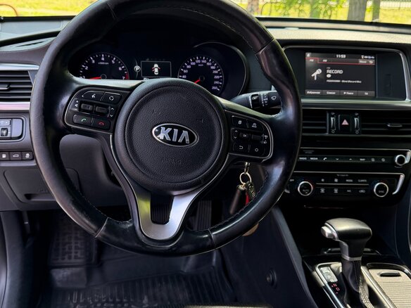 2017 Kia Optima IV, белый, 1450000 рублей - вид 12