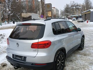 2011 Volkswagen Tiguan I Рестайлинг, серебристый, 1050000 рублей, вид 5