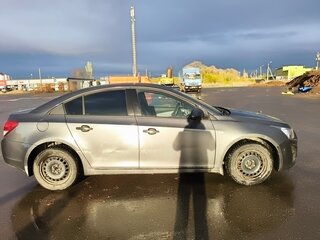 2012 Chevrolet Cruze I, серый, 700000 рублей, вид 2