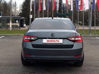 2018 Skoda Superb III, серый, 1670000 рублей, вид 5