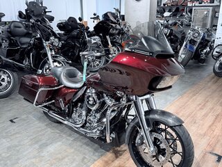 2018 Harley-Davidson Road Glide, пурпурный, 1899000 рублей, вид 1