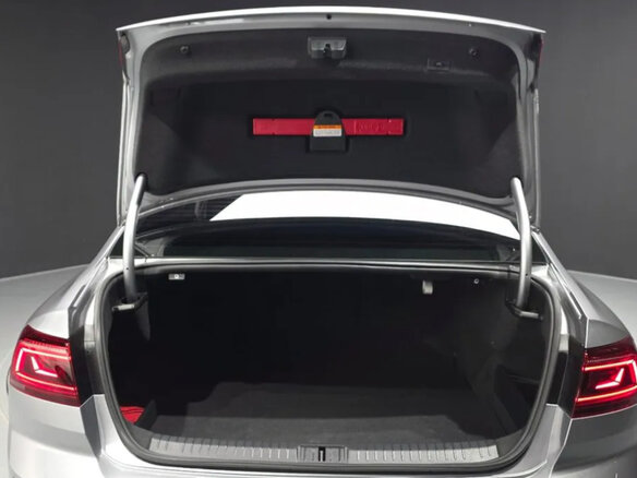 2022 Volkswagen Passat B8 Рестайлинг, серый - вид 4