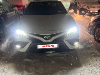 2022 Toyota Camry VIII (XV70) Рестайлинг, белый, 3680000 рублей, вид 2