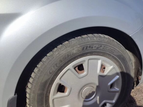 2009 Ford Focus II Рестайлинг, серебристый, 1000000 рублей - вид 15