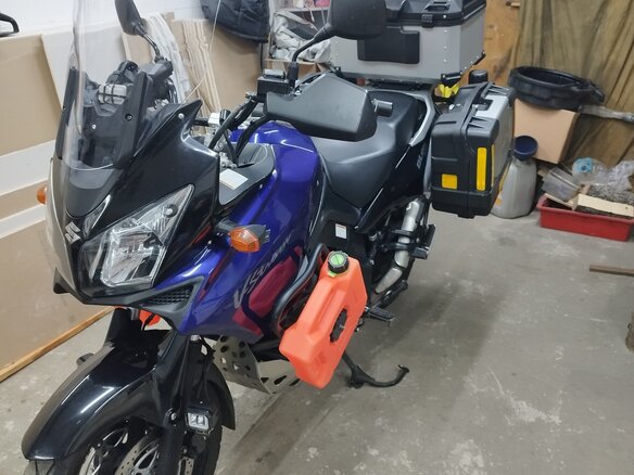 2005 Suzuki V-Strom 1000, синий, 580000 рублей