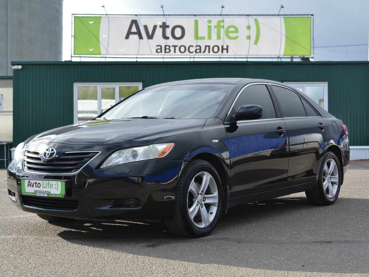 Открыть фотографии: Toyota Camry VI (XV40)