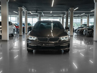 2018 BMW 5 серии 520d xDrive VII (G30/G31/G38), коричневый, 2740000 рублей, вид 3