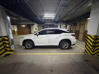 2019 Lexus RX 300 IV Рестайлинг, белый, 4500000 рублей, вид 3
