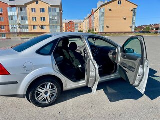 2007 Ford Focus II, серебристый, 400000 рублей, вид 3