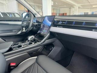 2026 Geely Atlas II, белый, 3449990 рублей, вид 2