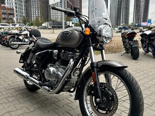 2025 Royal Enfield Meteor, чёрный, 528000 рублей, вид 2