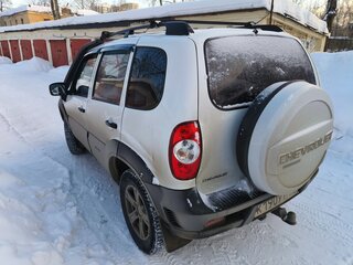 2016 Chevrolet Niva I Рестайлинг, белый, 750000 рублей, вид 4