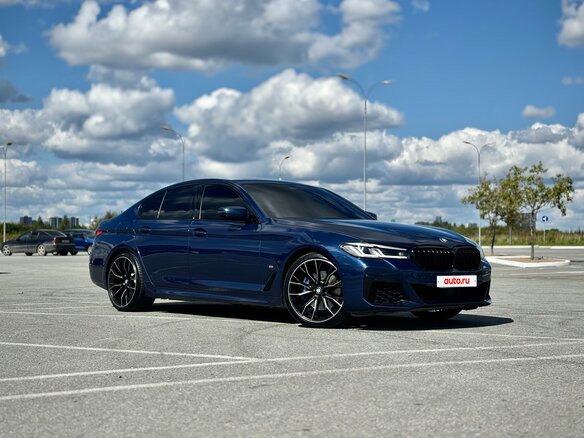2020 BMW 5 серии 530i xDrive VII (G30/G31/G38) Рестайлинг, синий, 5550000 рублей - вид 2
