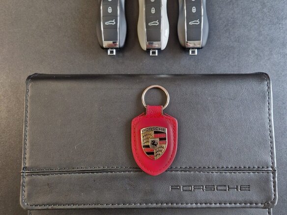 2012 Porsche Panamera GTS I, белый, 4500000 рублей - вид 19