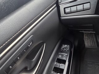 2021 Lexus ES 250 VII Рестайлинг, серый, 4500000 рублей, вид 5