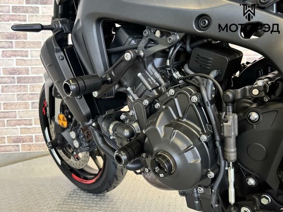 2022 Yamaha MT-09 (FZ-09), чёрный, 1040000 рублей - вид 8