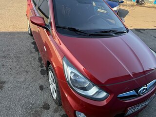 2011 Hyundai Solaris I, красный, 790000 рублей, вид 1