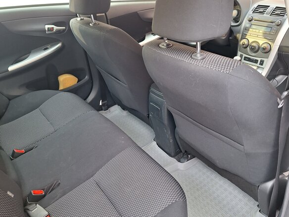 2012 Toyota Corolla X (E140, E150) Рестайлинг, серебристый, 1550000 рублей - вид 11