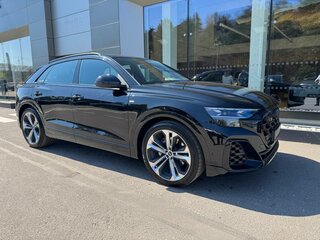 2025 Audi Q8 55 TFSI I (4M) Рестайлинг, чёрный, 15950000 рублей, вид 2