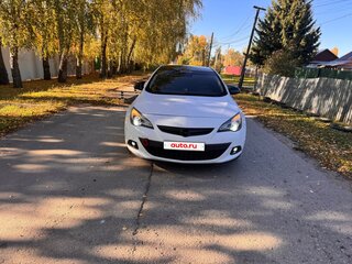 2014 Opel Astra GTC J Рестайлинг, белый, 730000 рублей, вид 1