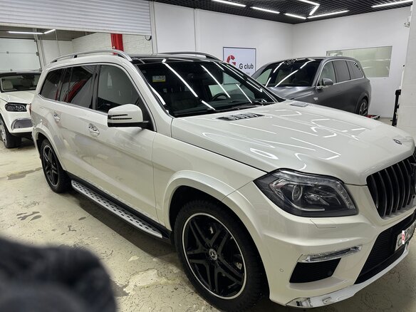 2014 Mercedes-Benz GL-Класс 500 II (X166), белый, 3900000 рублей - вид 3