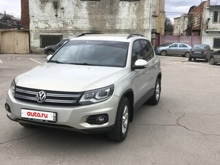 2012 Volkswagen Tiguan I Рестайлинг, серебристый, 1300000 рублей, вид 2