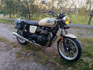 2012 Triumph Bonneville T100, золотистый, 450000 рублей, вид 4