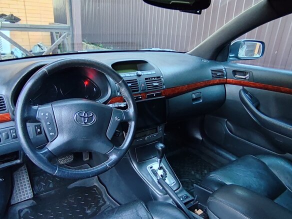 2005 Toyota Avensis II, зелёный, 730000 рублей - вид 8