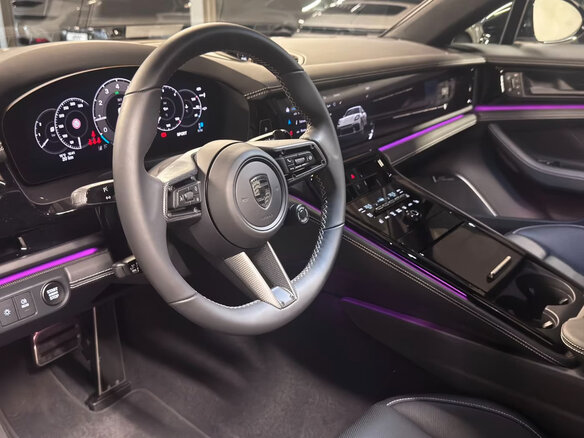 2026 Porsche Panamera Turbo S E-Hybrid III, серый, 34700000 рублей - вид 16