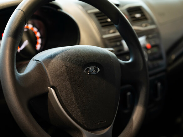 2026 Lada (ВАЗ) Granta I Рестайлинг, красный, 1088000 рублей - вид 12