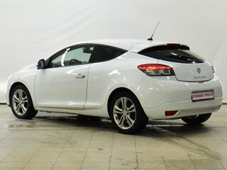 2011 Renault Megane III, белый, 459000 рублей, вид 3