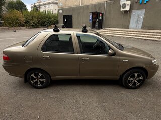 2010 Fiat Albea I Рестайлинг, бежевый, 250000 рублей, вид 5