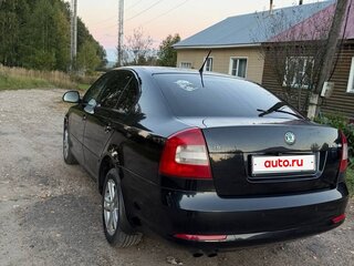 2012 Skoda Octavia II (A5) Рестайлинг, чёрный, 700000 рублей, вид 4