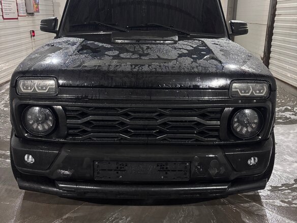 2015 Lada (ВАЗ) 2121 (4x4) I Рестайлинг, чёрный, 530000 рублей - вид 1