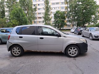 2008 Chevrolet Aveo I Рестайлинг, серебристый, 220000 рублей, вид 3