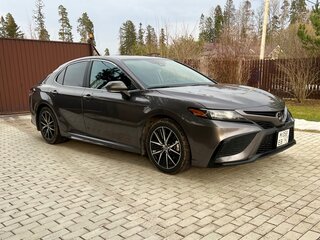 2022 Toyota Camry VIII (XV70) Рестайлинг, серый, 2799999 рублей, вид 2