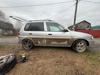 1997 Mazda Demio I (DW), серебристый, 165000 рублей, вид 3