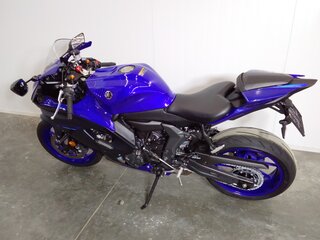 2022 Yamaha YZF-R7, синий, 829000 рублей, вид 3