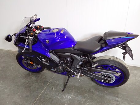 2022 Yamaha YZF-R7, синий, 829000 рублей, вид 3