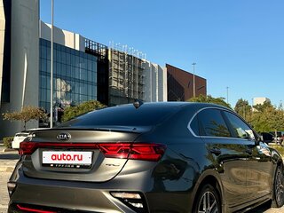 2021 Kia Cerato IV, серый, 1900000 рублей, вид 3