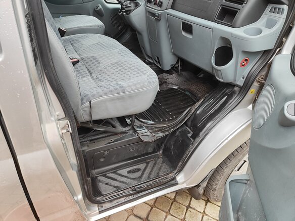 2011 Ford Transit, серебристый, 915000 рублей - вид 19