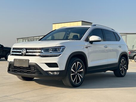 2021 Volkswagen Tharu I, белый, 2608000 рублей, вид 1