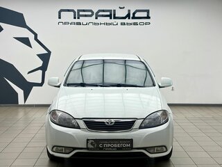 2013 Daewoo Gentra II, белый, 385000 рублей, вид 2