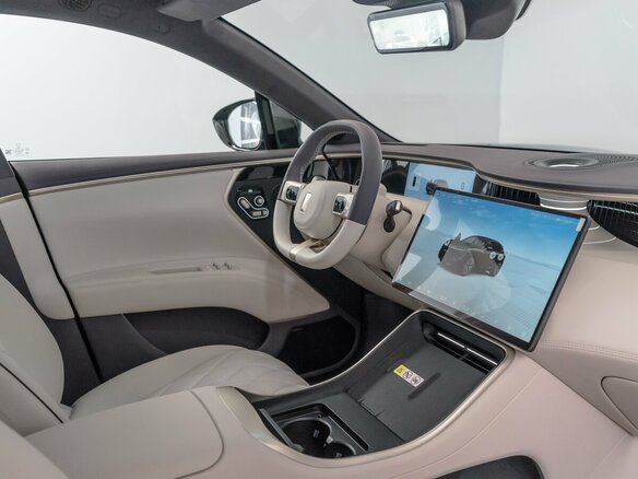 2025 Avatr 11 116 kWh I, чёрный - вид 35
