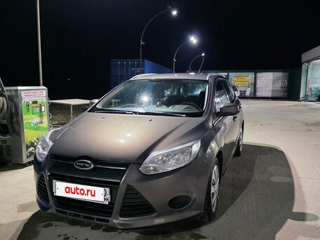 2014 Ford Focus III, серый, 637000 рублей, вид 3