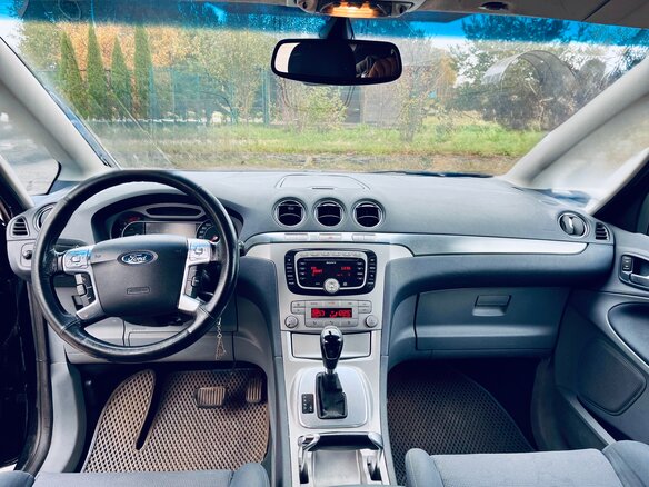 2008 Ford S-MAX I, чёрный, 700000 рублей - вид 8