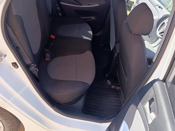 2012 Hyundai Solaris I, белый, 780000 рублей - вид 14
