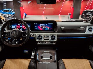 2026 Mercedes-Benz G-Класс AMG 63 AMG II (W465) Рестайлинг, бежевый, 33900000 рублей, вид 2
